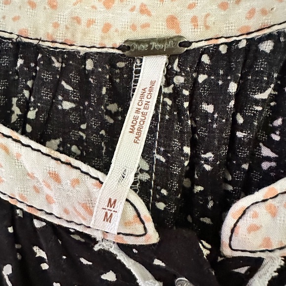 Beautiful Free People Days of Romance peasant top, black and pink, size M - Picture 5 of 6